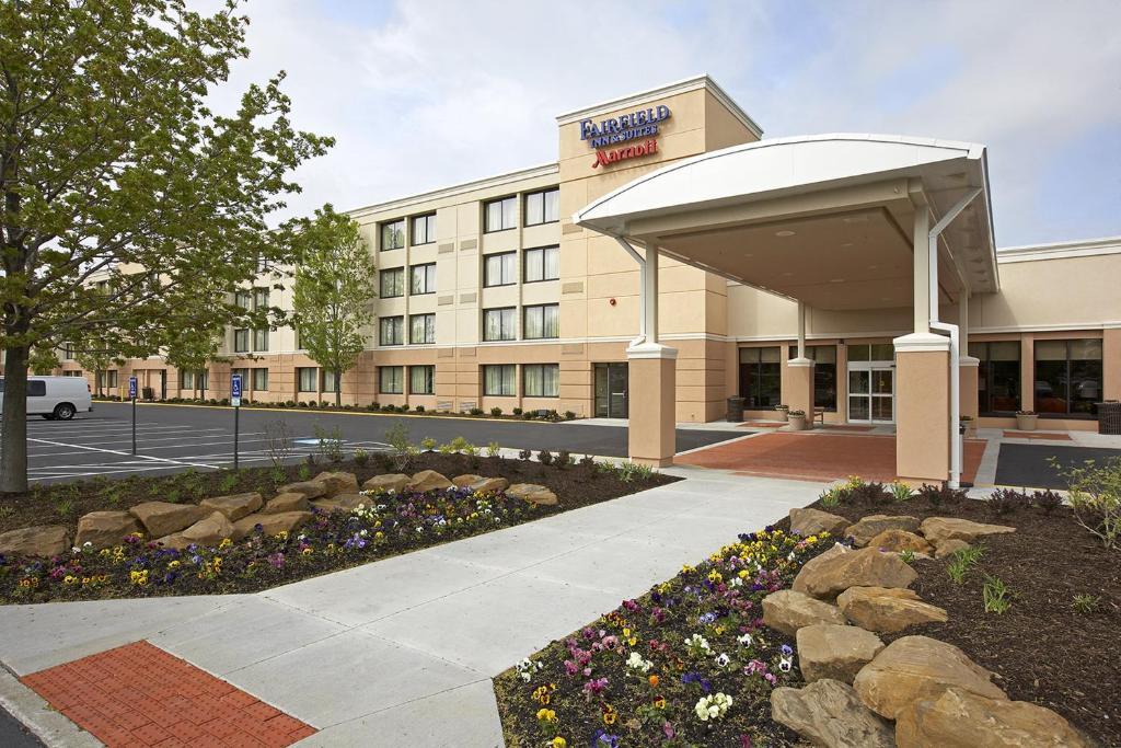 Fairfield Inn & Suites By Marriott Cleveland Beachwood Exterior foto