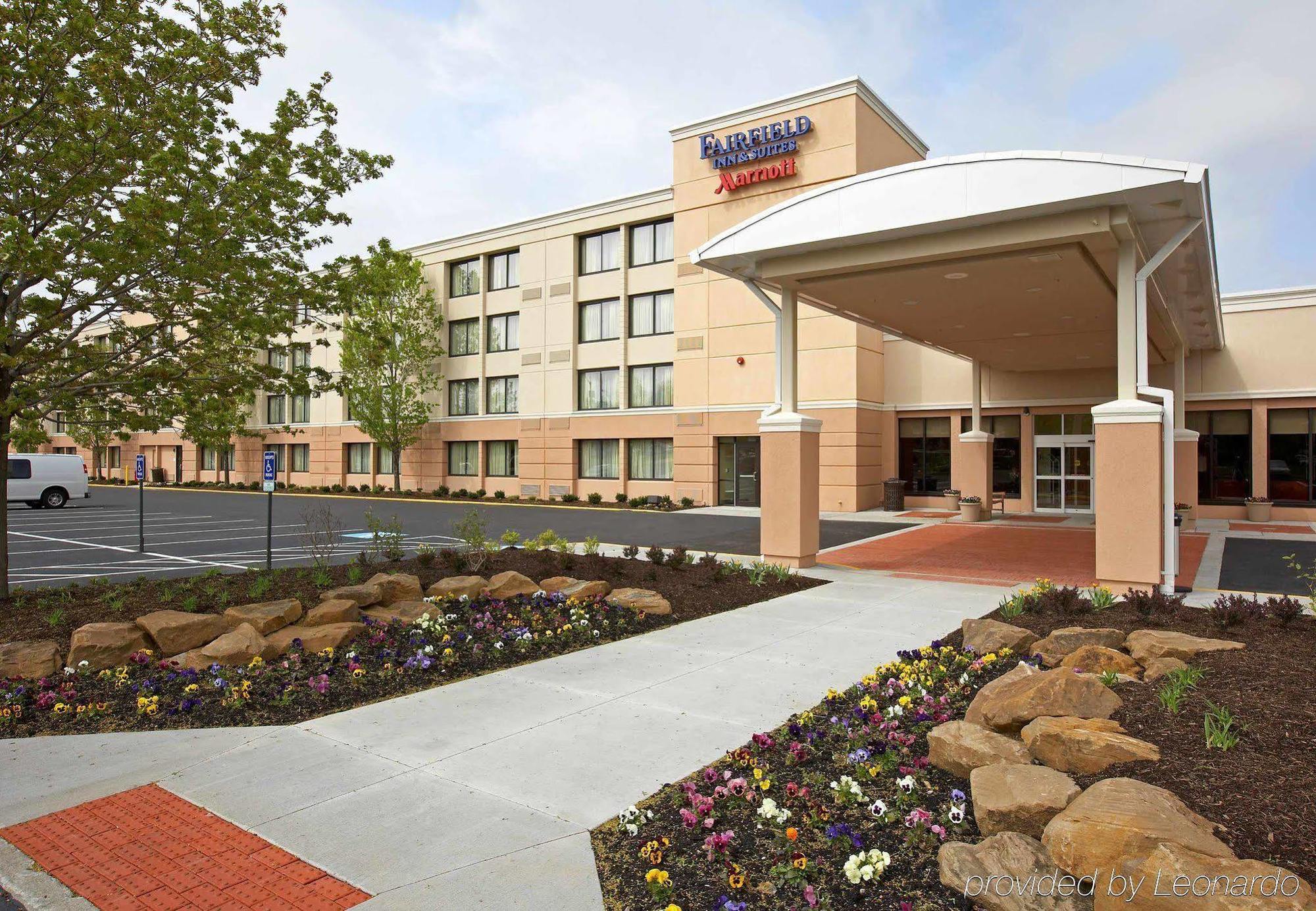 Fairfield Inn & Suites By Marriott Cleveland Beachwood Exterior foto