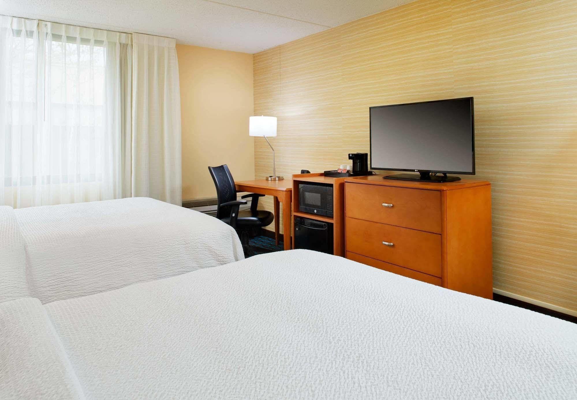 Fairfield Inn & Suites By Marriott Cleveland Beachwood Exterior foto